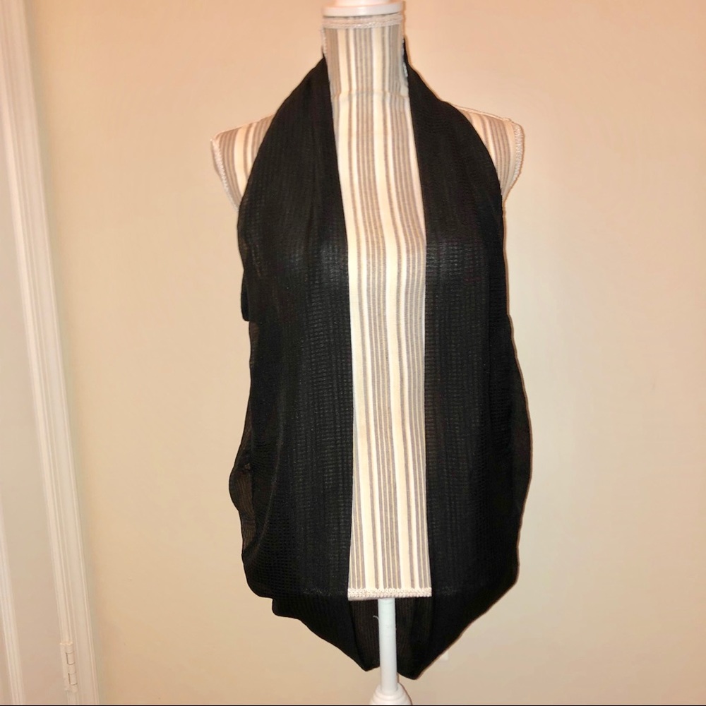 Hypnotized brand Vest